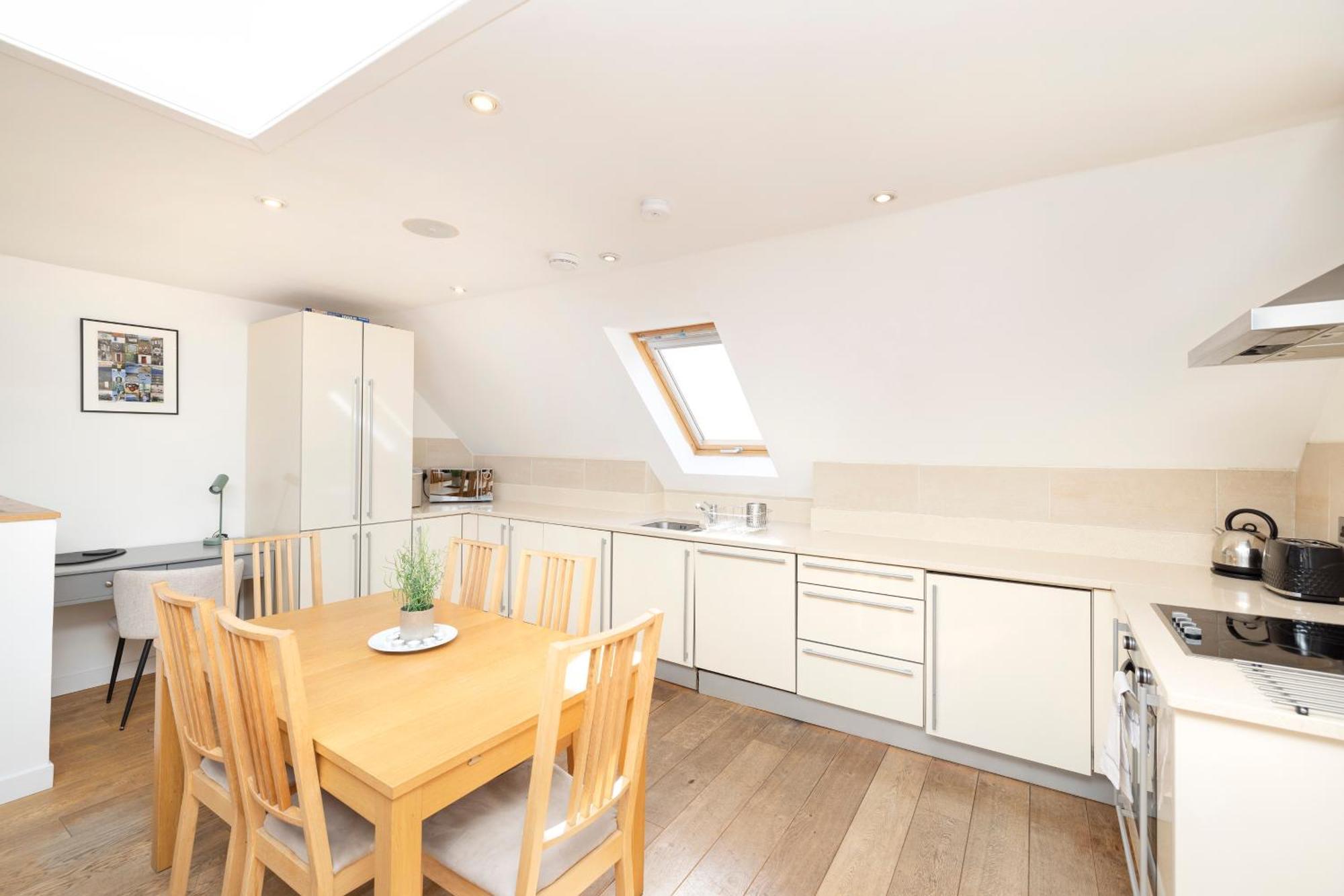 Joivy Superb Flats In The Heart Of Edinburgh Apartment Exterior photo